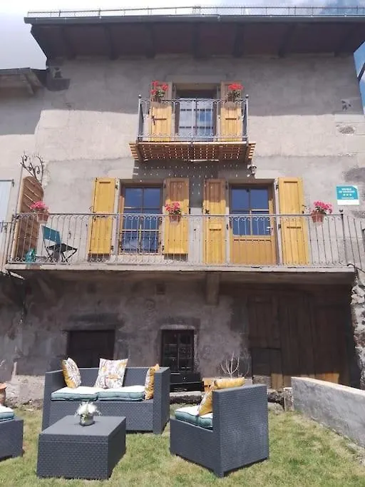 Holiday home Aux Vallons Melodieux Villa Thiezac